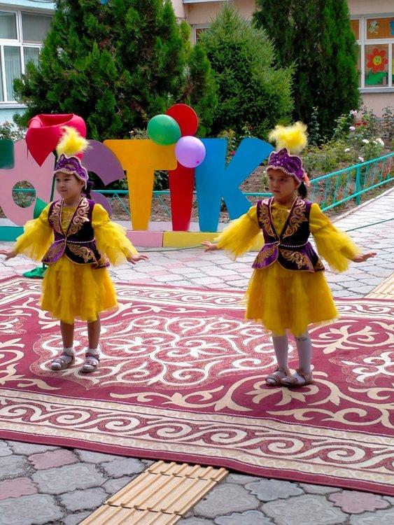 Мерекелік сауық кеш: "Жаса, жайна Ару-Астана!"