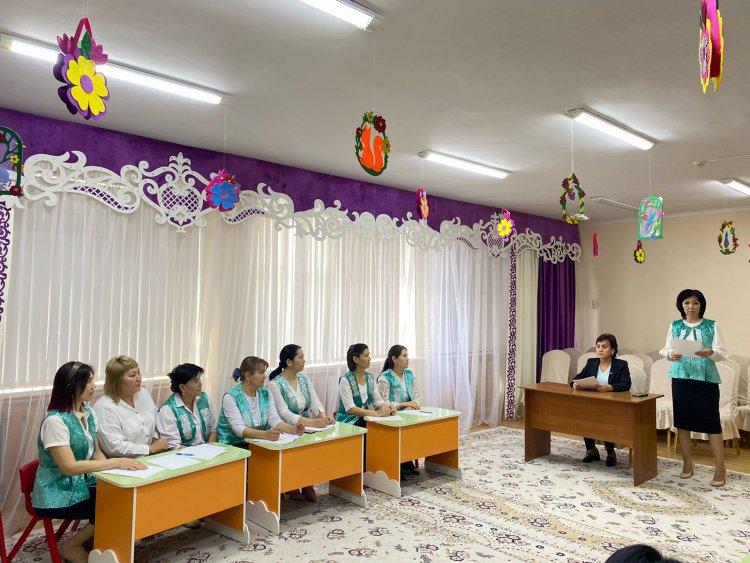 Ішкі әдептілік қағидаттары туралы педагогтермен жиналыс өтізілді