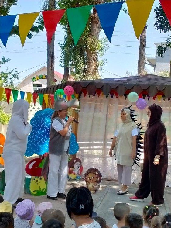 Ертегі елінде: "Мақтаншақ аю" ертегісін сахналау